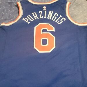 Kristaps Porzingis New York Knicks Nike Dri Fit Jersey.....